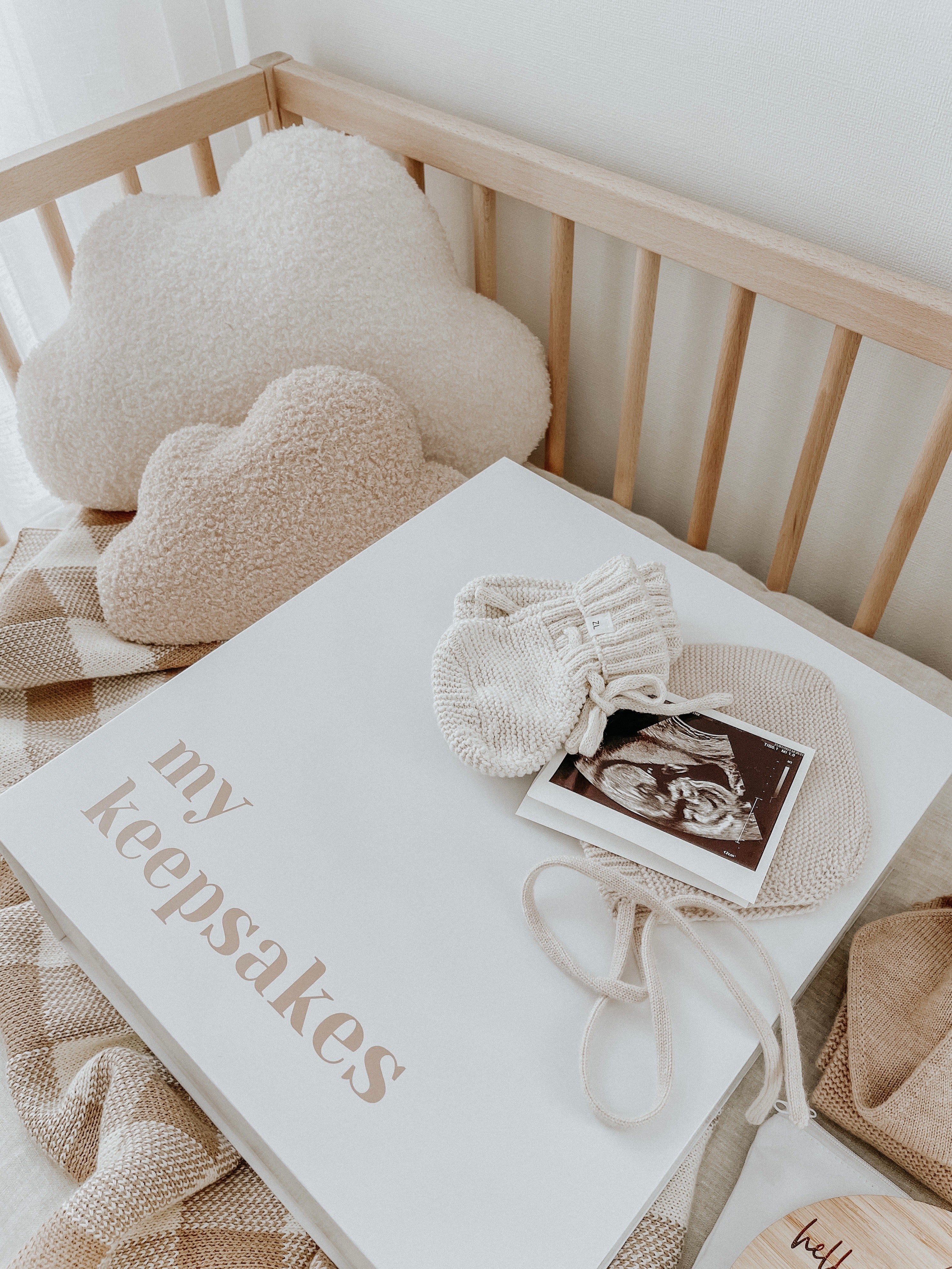 Organised keepsake box image 4