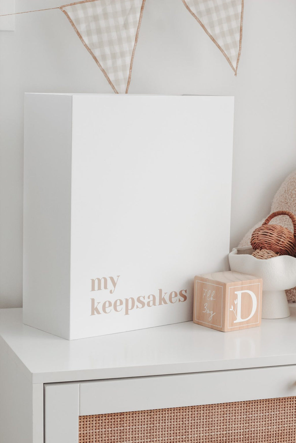 Organised keepsake box image 3